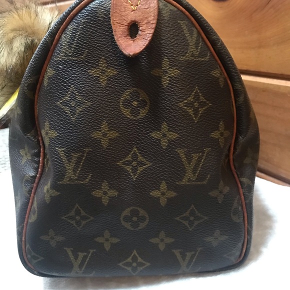 Authentic Louis Vuitton Speedy 30 (SOLD) - Picture 4 of 8